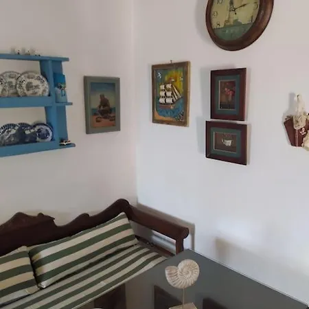 The House Of Manos And Helen * Aneratza