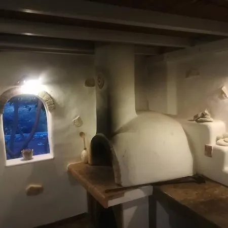 The House Of Manos And Helen Villa Aneratza